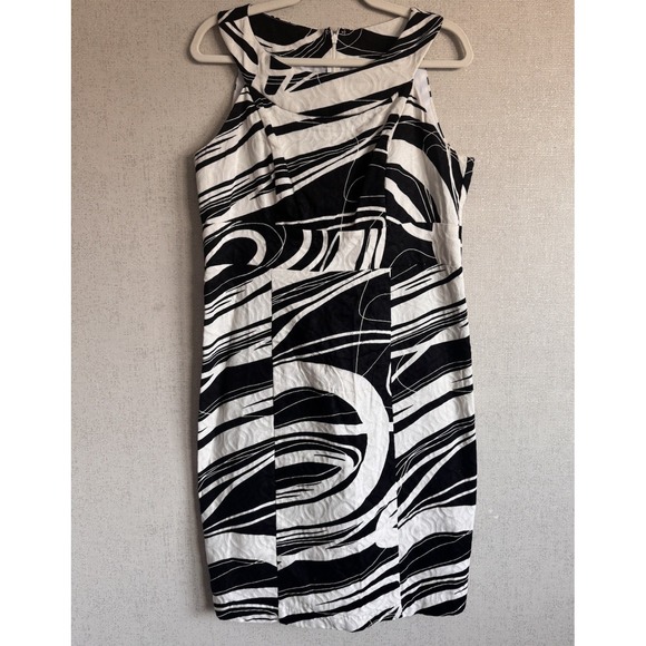 Signature by Sangria Dresses & Skirts - Signature By Sangria Black White Abstract Print Shift Dress Sz12 Above The Knee